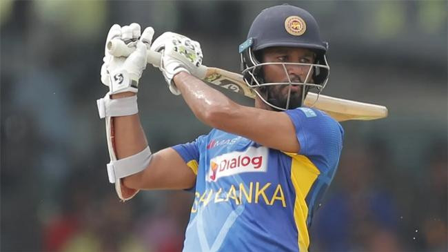 karunaratne makes a comeback as sri lanka