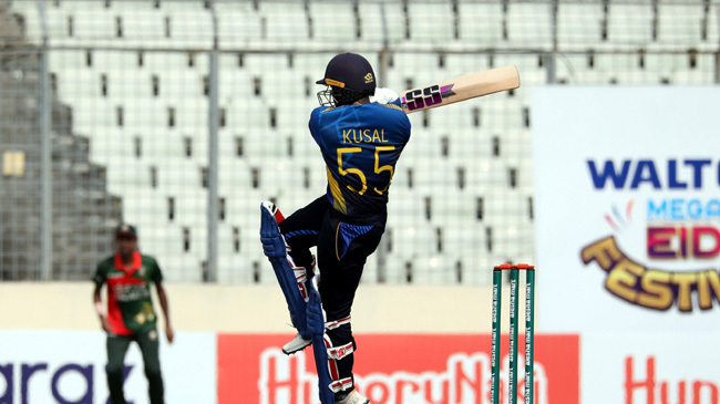 kusal perera pulls