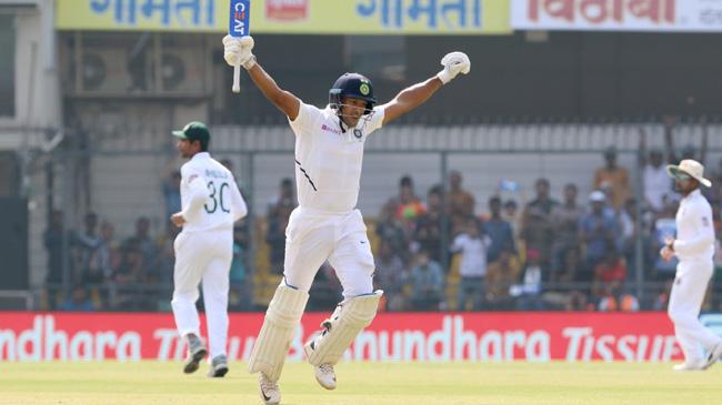 mayank agarwal celebrates his third test century