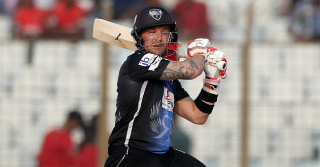 mccullum hits his bpl highest runs