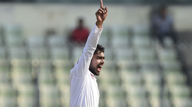 mehidy hasan celebrates a wicket test