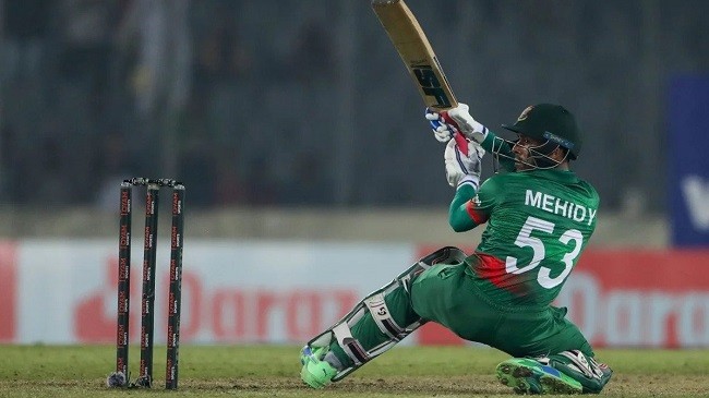 mehidy hasan miraz plays a scoop