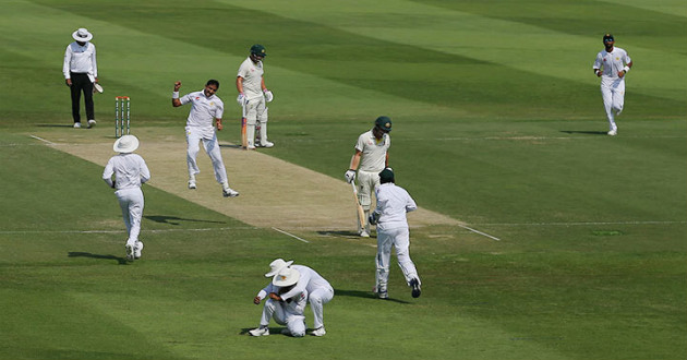 mohammad abbas vs australia abu dhabi 1