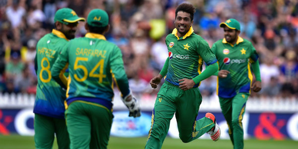 mohammad amir returns to odi cricket taking 3 wicket haul