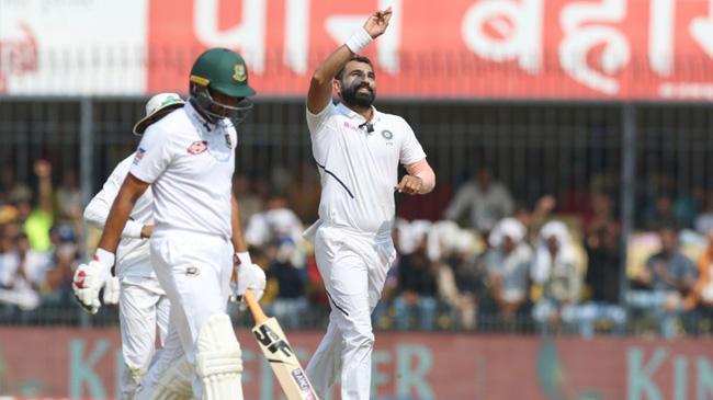 mohammed shami celebrates the wicket of mushfiqur rahim