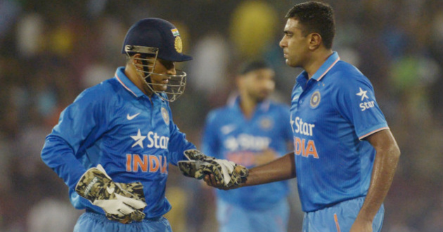 ms dhoni ravichandran ashwin
