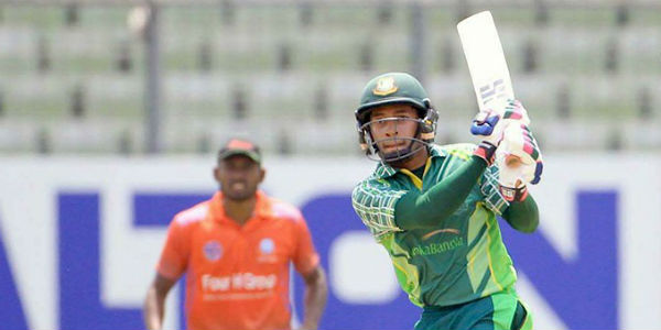 mushfiq hit a century against victoria but mohammedan lost