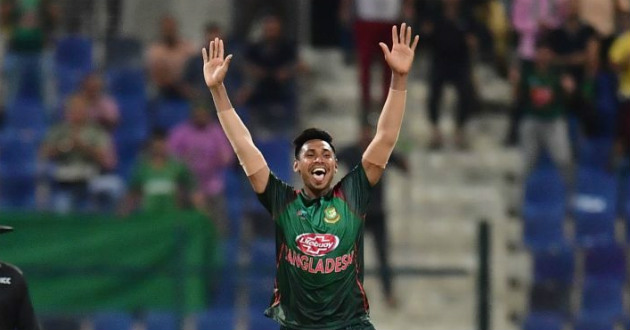 mustafiz bowled the last over against afghanistan