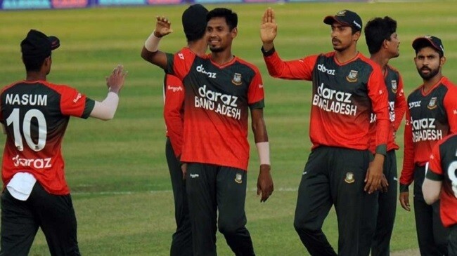 mustafiz celebrating a wicket 2021