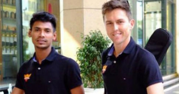 mustafizur and boult