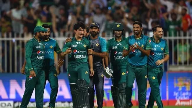 naseem shah and pakistan team