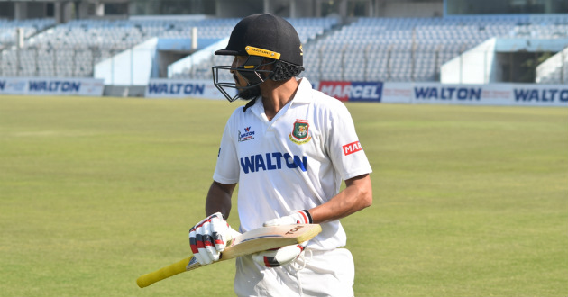 nasir hossain missed a trippile hundred for five runs