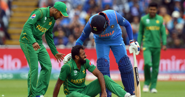 pakistan lost to india by 124 runs