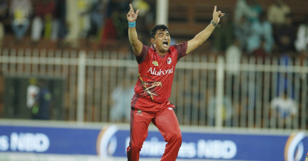 pravin tambe t 10 league