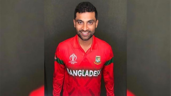 red jersey