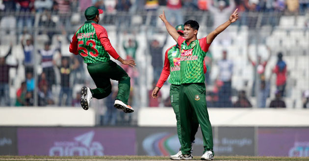 saifuddin celebrate wicket