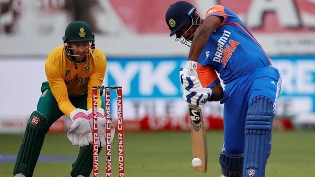sanju raced to a 27 ball half century