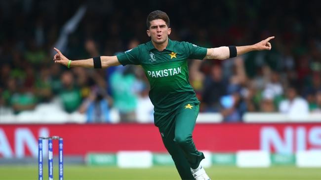 shaheen afridi bowling