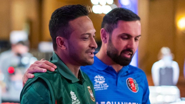 shakib al hasan and mohammad nabi