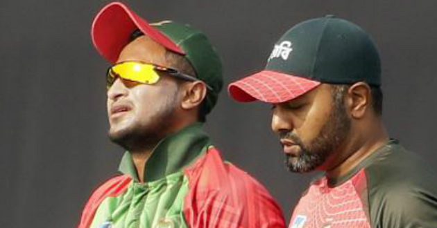 shakib going out after being injured