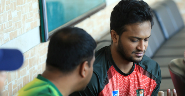 shakib went to bangkok for treatment of injury