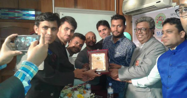 shamim chowdhury congratulated by mashrafe fan group