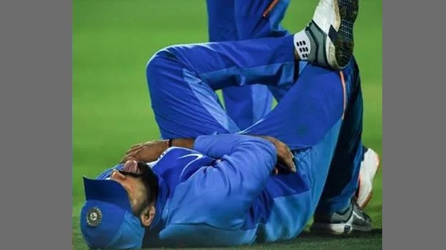 shikhar dhawan injury match