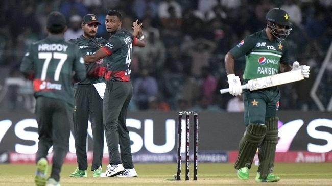 shoriful islam trapped fakhar zaman lbw