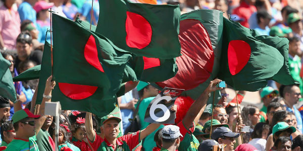 spectators of bangladesh with national flag