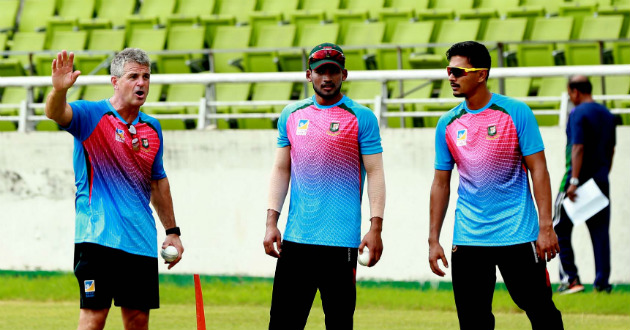 steve rhodes coaching in mirpur