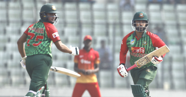 tamim and shakib while making century partnership