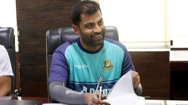 tamim ikbal signed deal