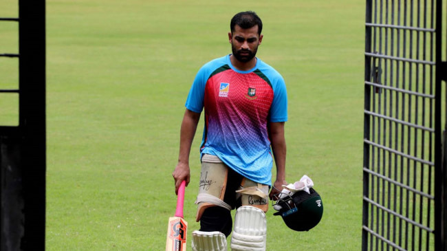 tamim in practice again