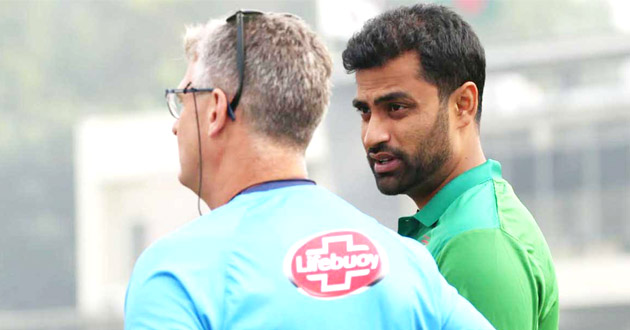 tamim iqbal with coach 2018