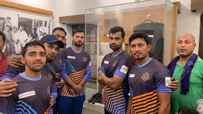 tamim mashrafe bijoy mominul at dhanmundi 32