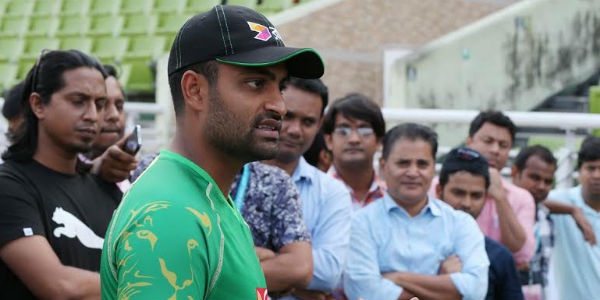 tamim talking to media at open air