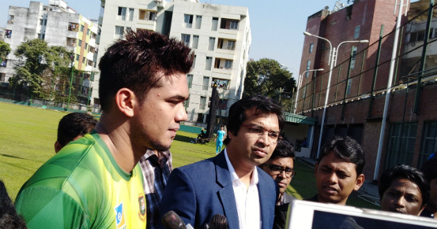 taskin ahmed talking to media