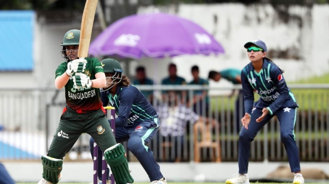 women s team lost to pakistan by 9 wickets