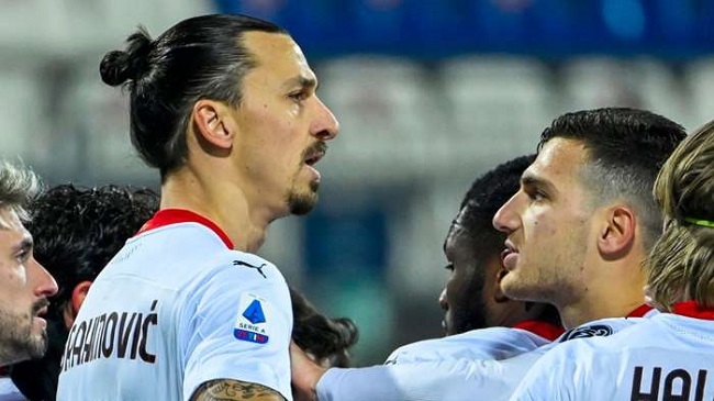 ac milan celebrate ibrahimovic goal vs cagliari serie a 2020 21