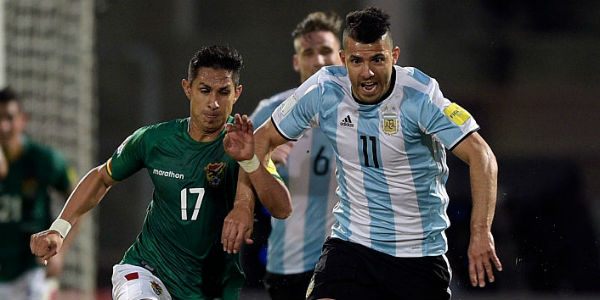 aguero plays well against bolivia