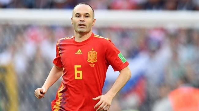 andres iniesta ex spain star