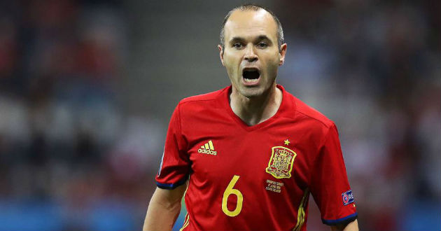 andres iniesta spain footballer