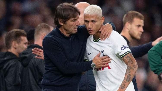 antonio conte and richarlison