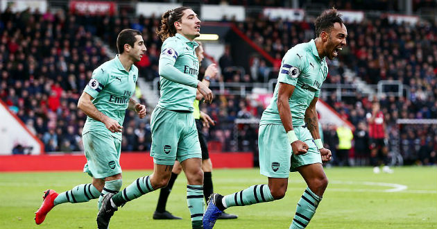arsenal celebrate a goal against bournemouth