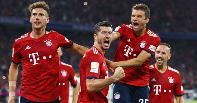 bayern munich celebrating a goal