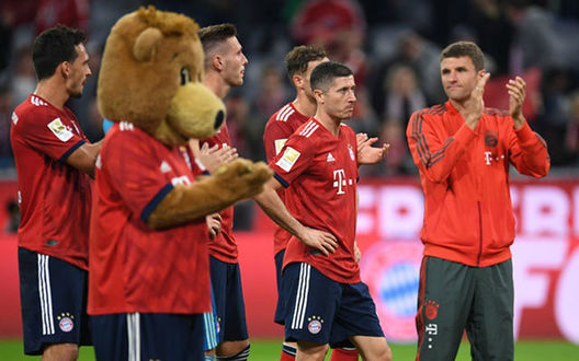 bayern thrashed by monchengladbach