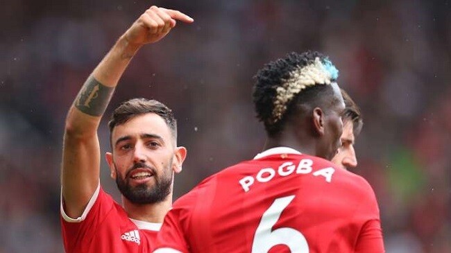 bruno fernandes paul pogba manchester united leeds premier league 2021 22