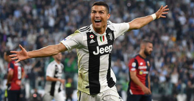 cr7 celebrates a goal