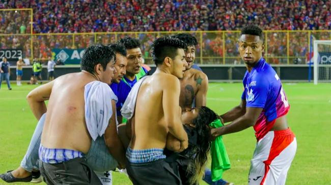 el salvador football stadium crush