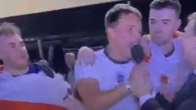 england football fans shout free palestine on israeli live tv